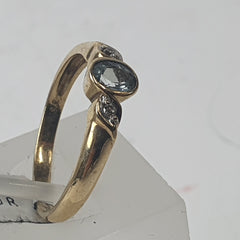LADIES 9CT DIAMOND RING 2.5GMS Ring Size Q 1/2 / 8.5 US