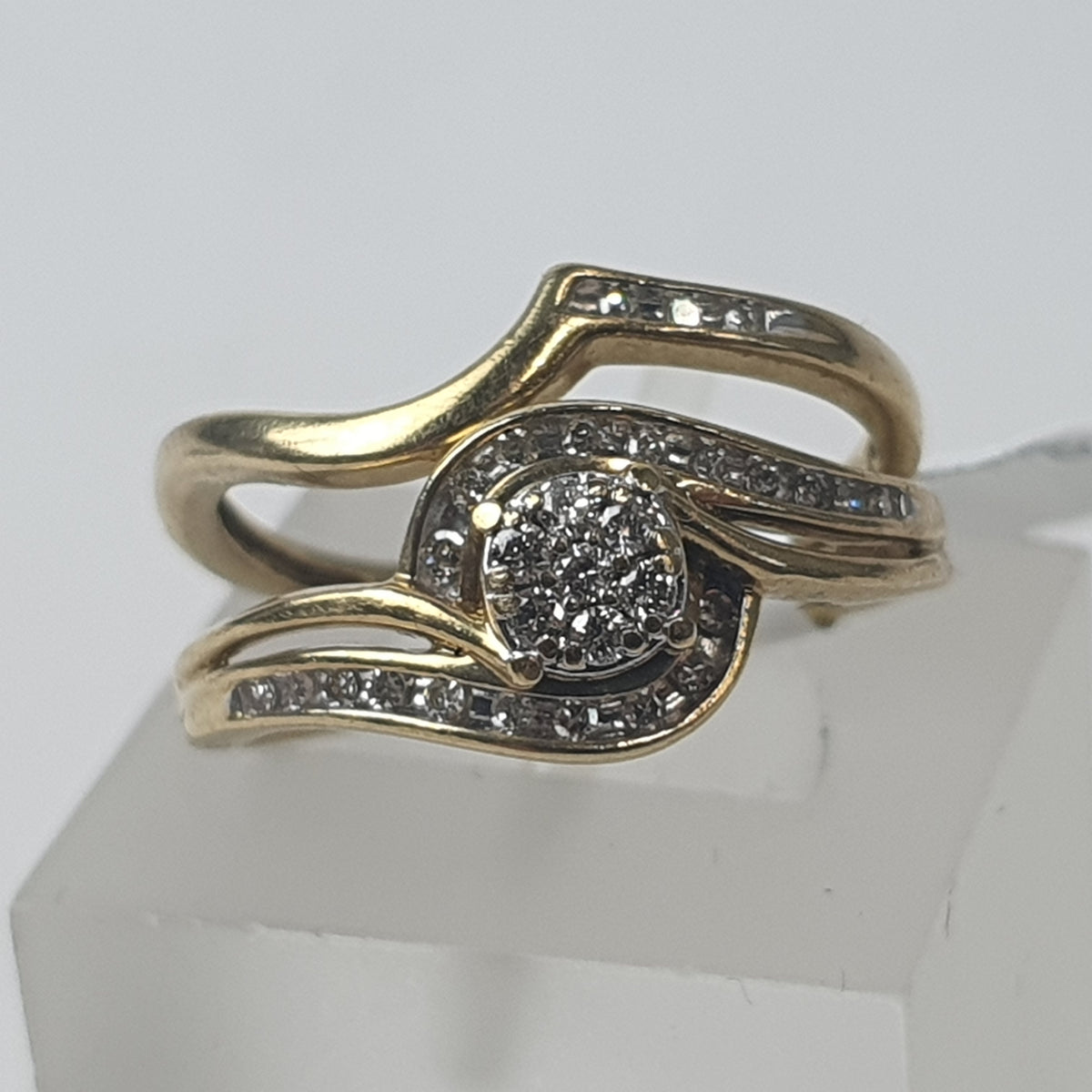 LADIES 9CT DIAMOND 2 RING SET 4.0GMS Ring Size N 1/2 / 7 US