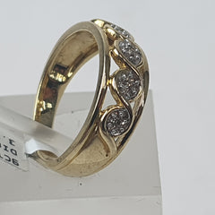 LADIES 9CT DIAMOND RING 3.5GMS Ring Size O / 7.5 US