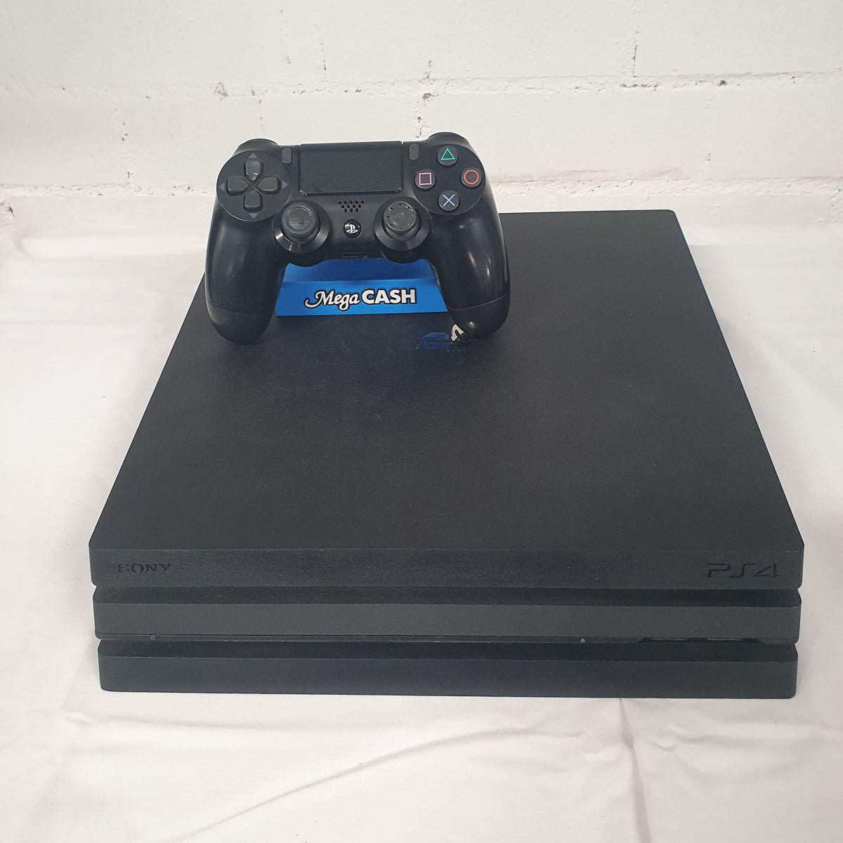 SONY GAME CONSOLE CUH-7202B PS4 PRO - 1TB W/ CONTROLLER (MISSING BACK STICKER & GRIP) & Cords