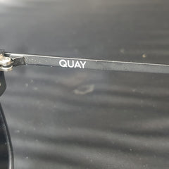 QUAY SUNGLASSES EVASIVE