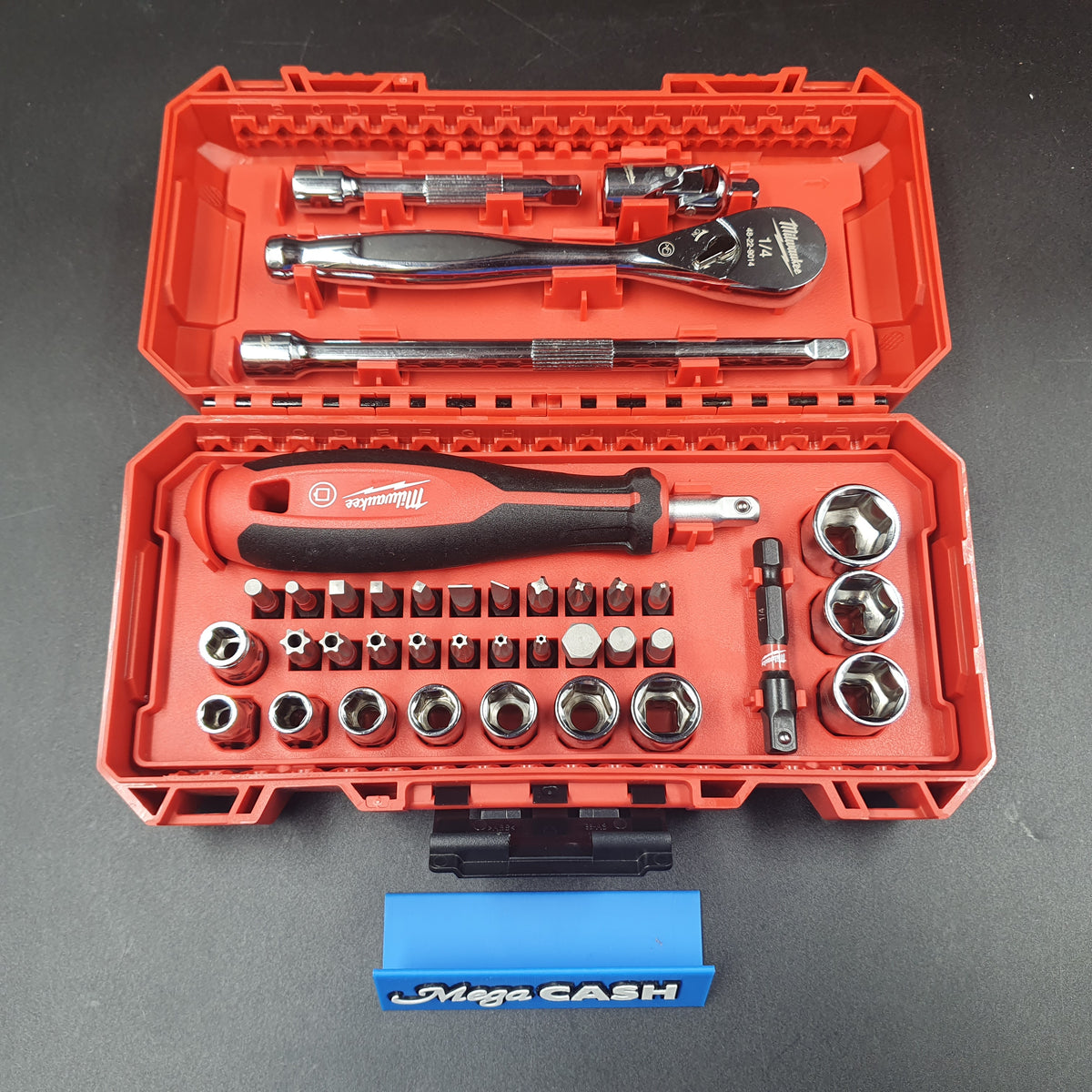 MILWAUKEE - 1/4" Drive 38pc Metric Socket & Bit Set