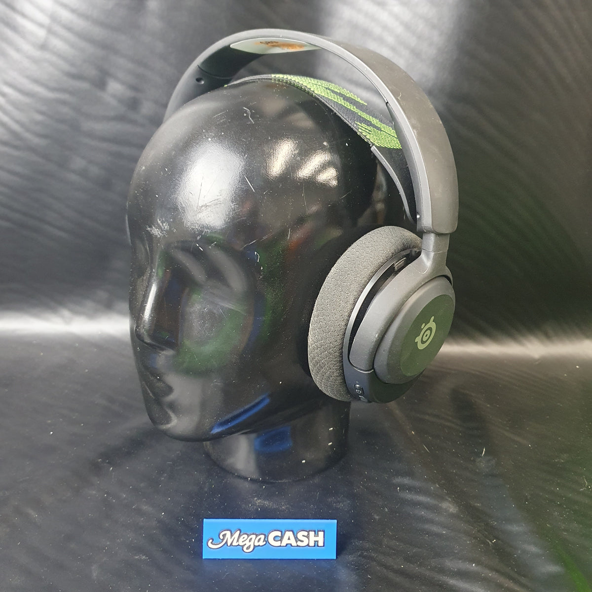 STEEL SERIES - ARCTIS NOVA 4 - Wireless Headset - For XBox Series Console