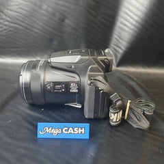 Nikon - COOLPIX P900 - Black Digital Camera - 16MP 83x Optical Zoom - with Charger & Bag