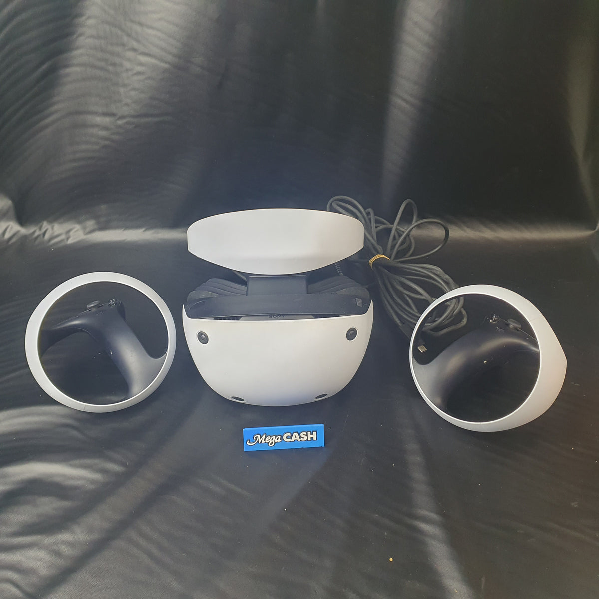 SONY PLAYSTATION VR2 CFI-ZVR1 WITH TWO SENSE CONTROLLERS