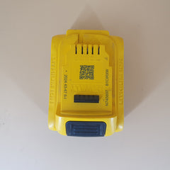 DeWalt - DCB184 - 18V 5.0Ah XR Li-Ion Cordless Slide Battery