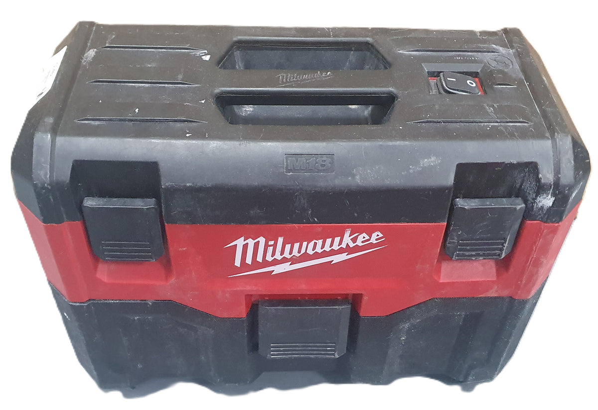 MILWAUKEE - M18™ 7.5 Litre Wet/Dry Vacuum (Tool Only) - M18WDV