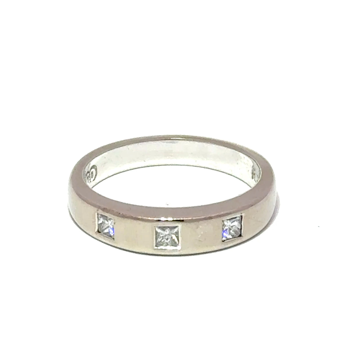 18ct White Gold Three-Stone Diamond Flush Set Band Ring