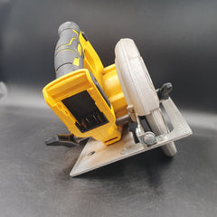 DeWalt - DCS570 - 18V XR Li-ion Cordless Brushless 184mm Circular Saw - Skin Only