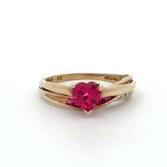 9ct Yellow Gold Heart-Shaped Red Multi-Stone Ring