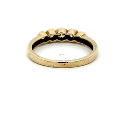 9ct Yellow Gold Five-Stone Diamond Scalloped Band