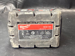 MILWAUKEE - Red Lithium-Ion 5.0Ah 18V Tool Battery - M18B5