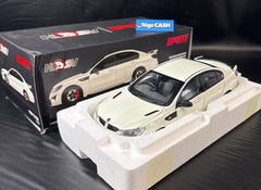 Biante 1:18 Scale Die Cast Alloy HSV GTSR Heron Model Car - White