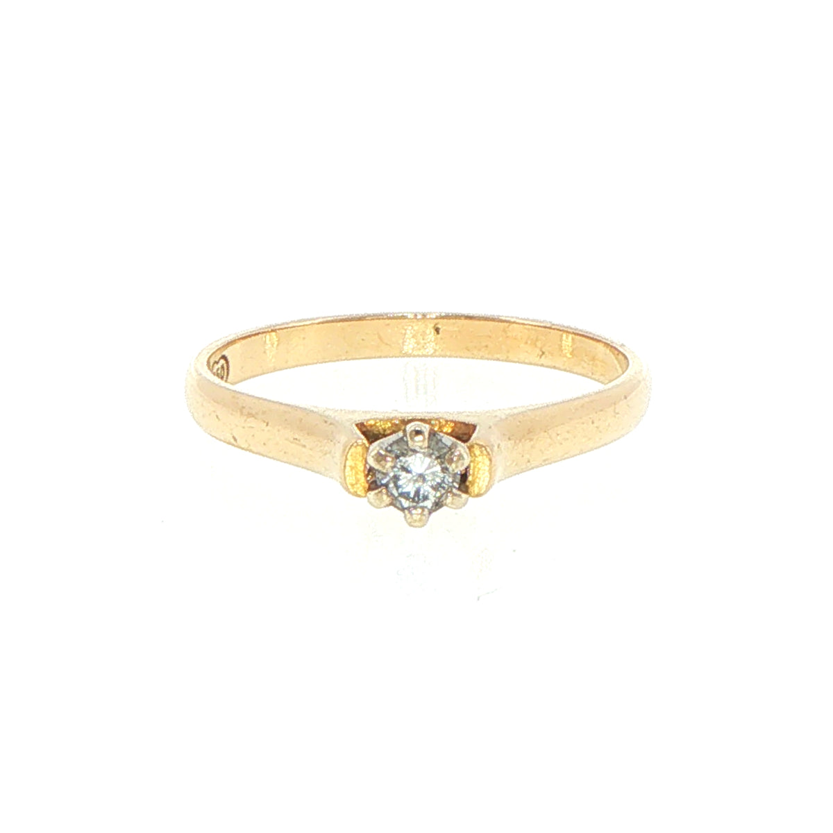 18ct Yellow Gold Diamond Solitaire Ring