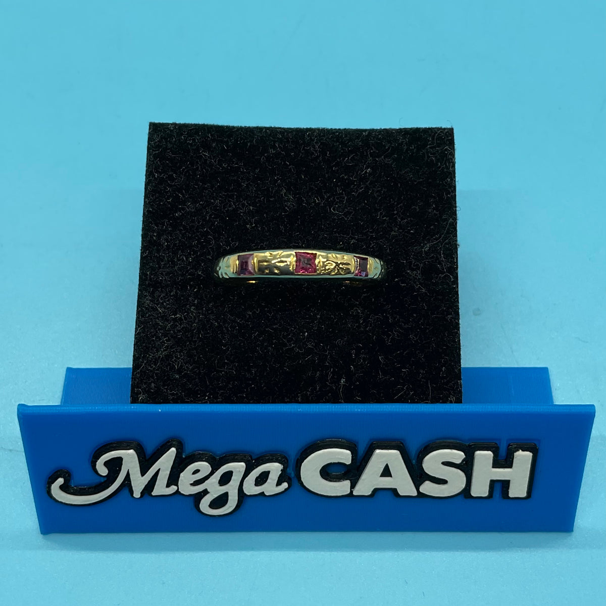 Ladies 18ct Solid Gold Ring Size 10/Size U/ 22-62