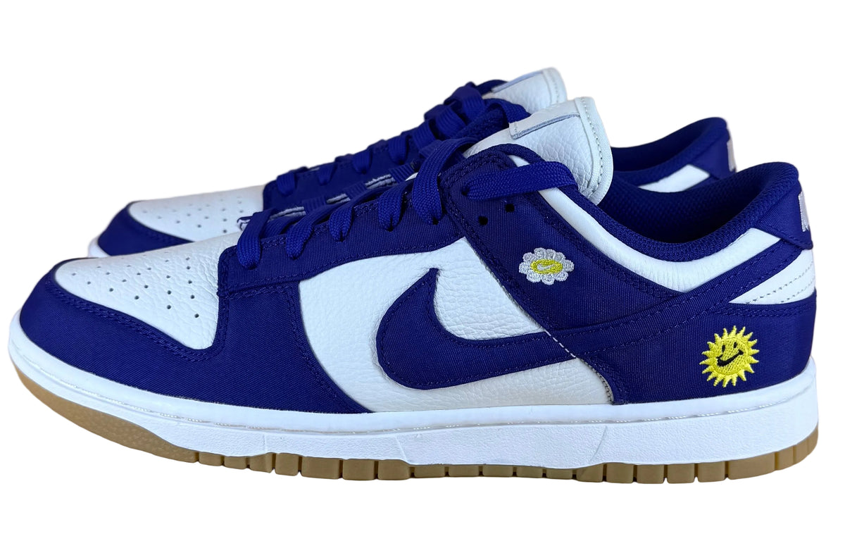 Nike - Size 9 - Custom Made Lace Up Shoes