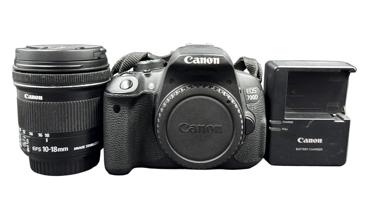 Canon EOS 700D Digital Camera With 10-18mm Lens