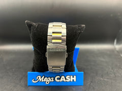 CITIZEN MENS CHRONOGRAPH QUARTZ MOVEMENT WATCH - TWO TONE BRACELET -