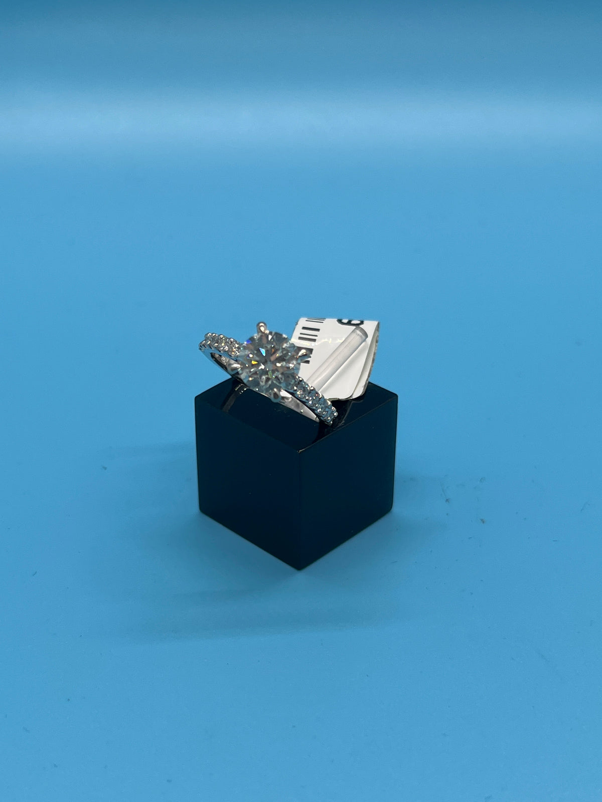 18ct Diamond Ring