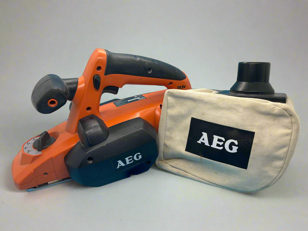 AEG - BHO18X4 - 18V 82mm Brushless Planer - Skin Only W/ Dust Cover