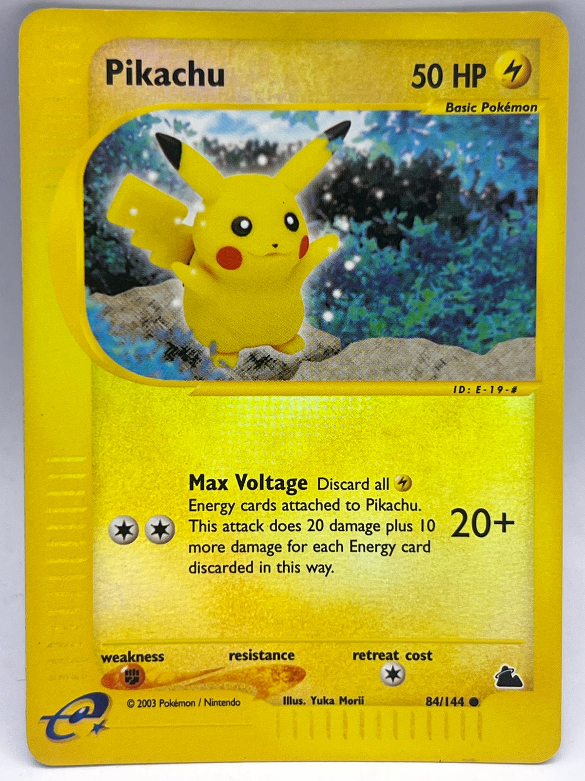 Pokémon - Pikachu 84/144 Rev Holo Skyridge