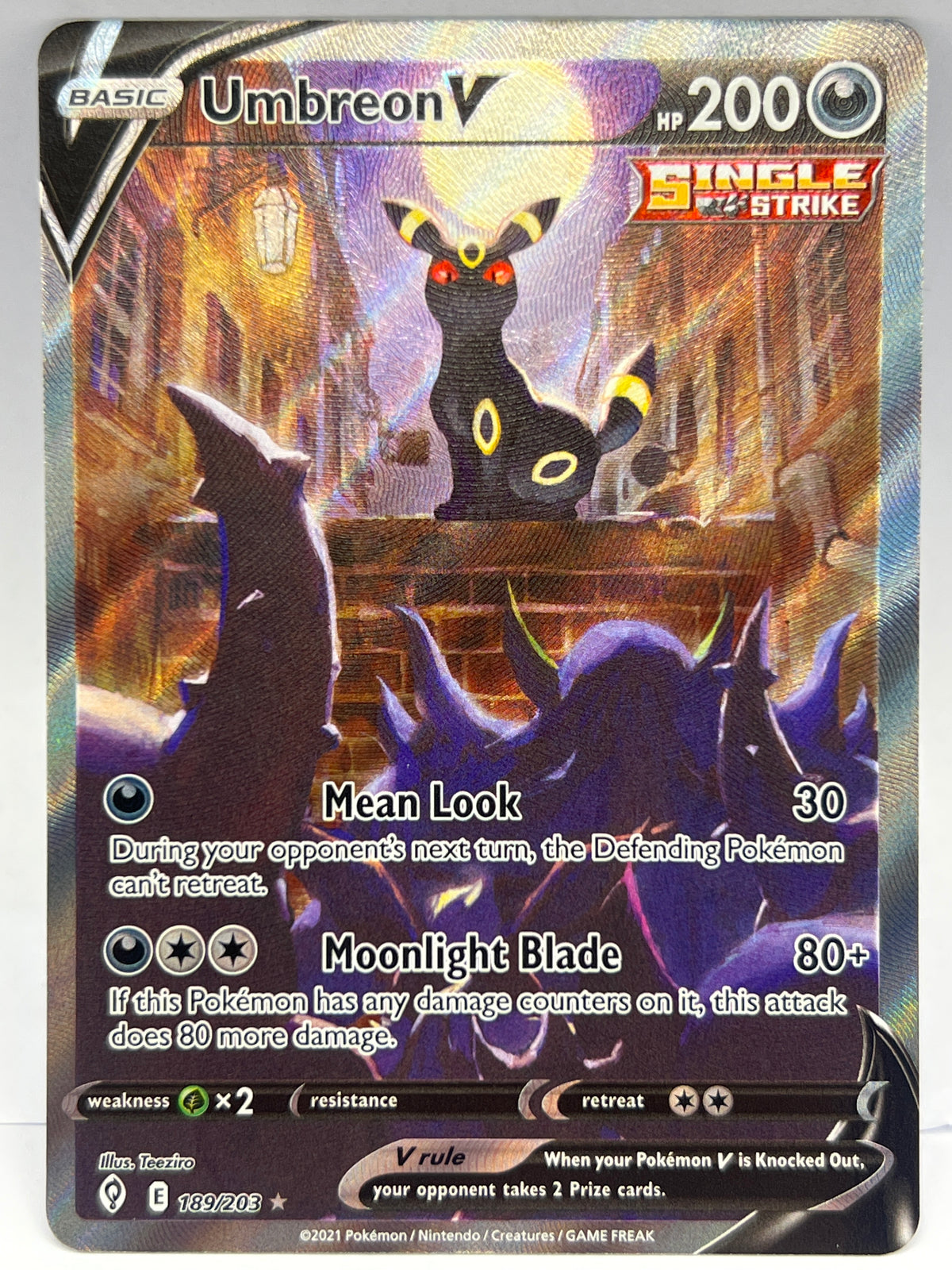 Pokémon - Umbreon V 189/203 Evoving Skies