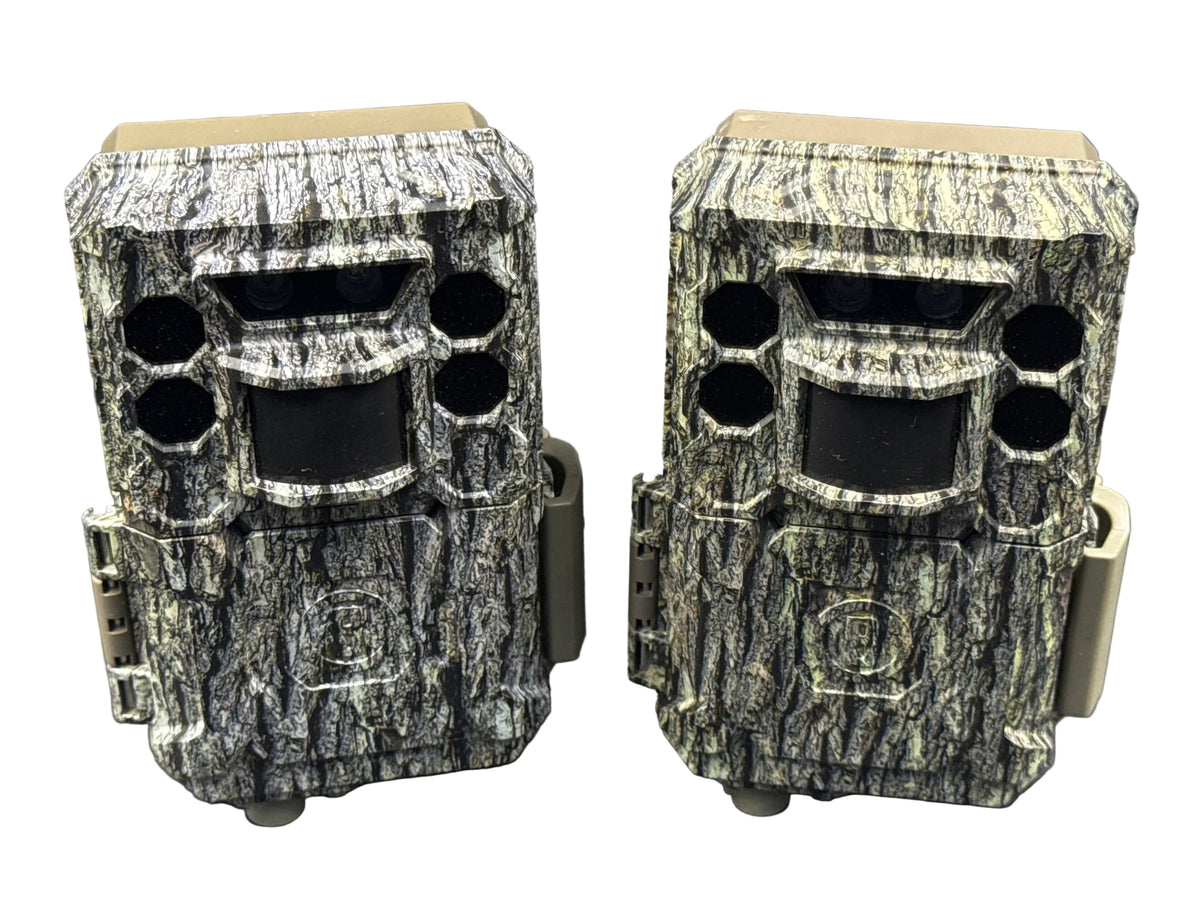 2 x Bushnell Core DS No Glow Trail Camera