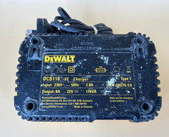 DeWalt -DCB118-XE - 18V Tool Battery Fast Charger