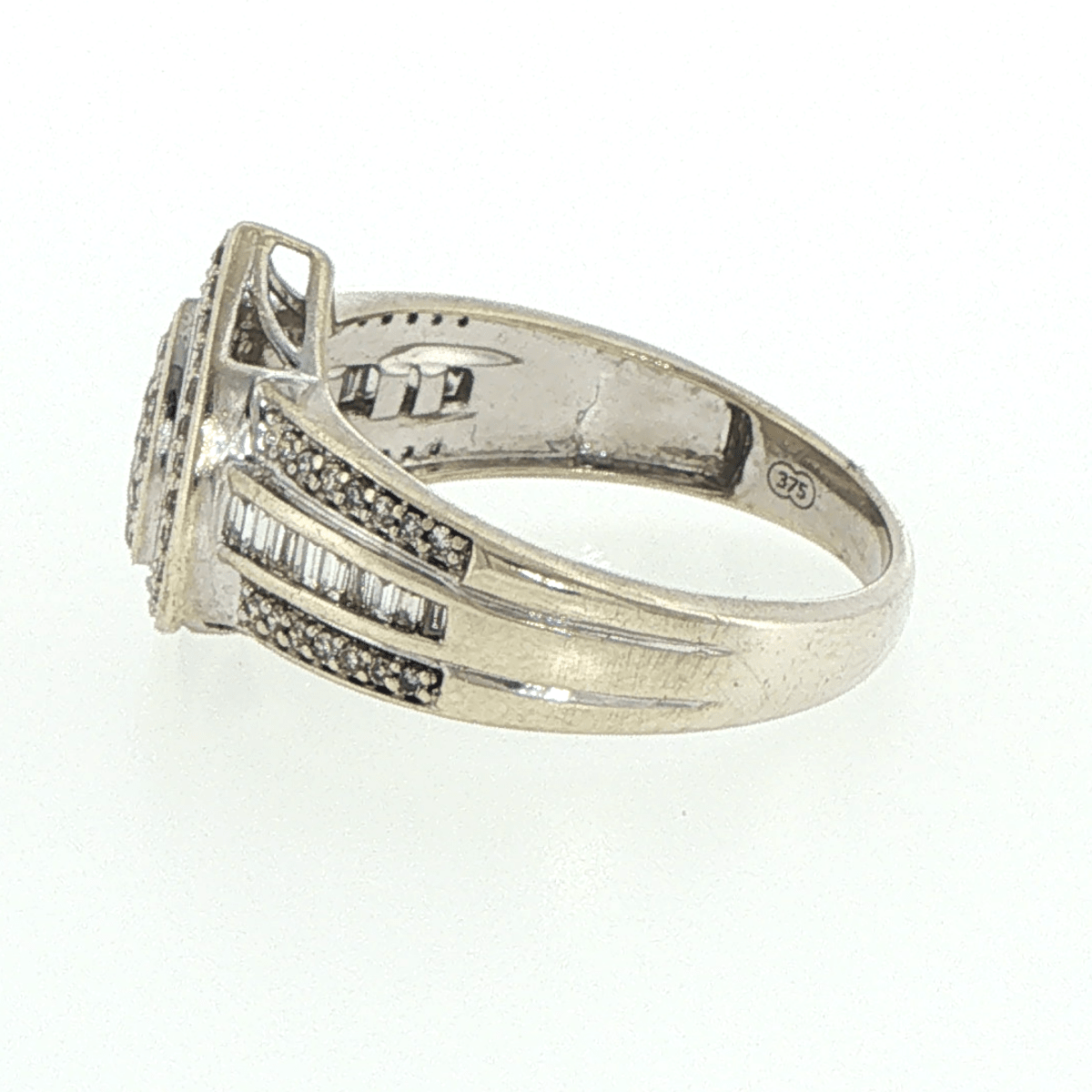 9ct White Gold Pear-Shaped Diamond Cluster Ring - Mega Cash Sydney