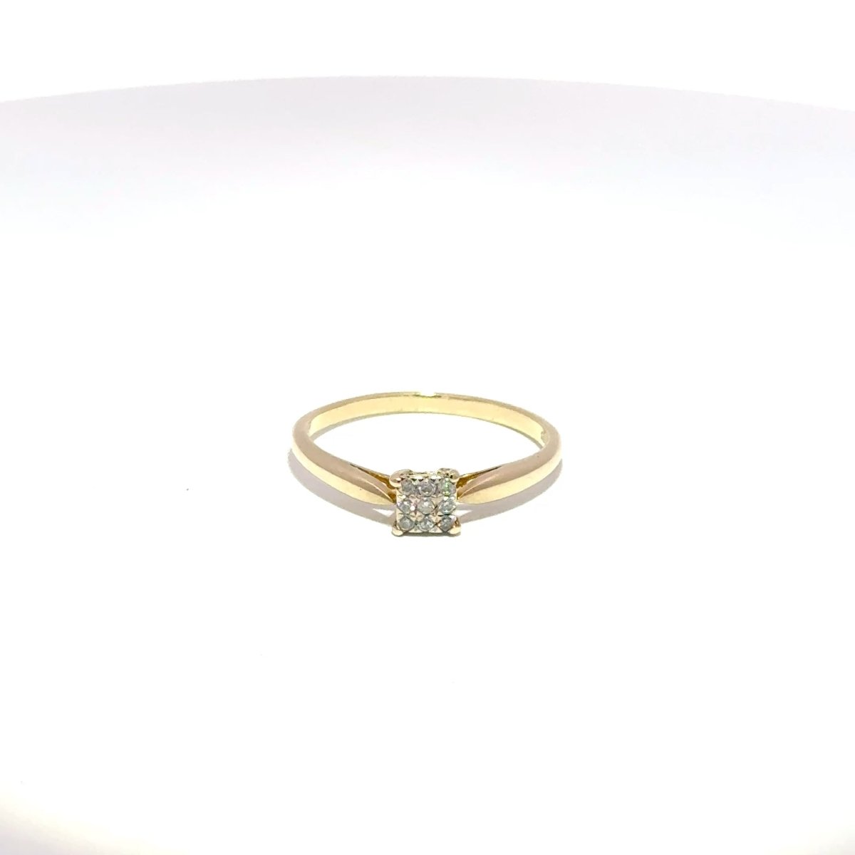 9ct Yellow Gold Diamond Cluster Ring - Mega Cash Sydney