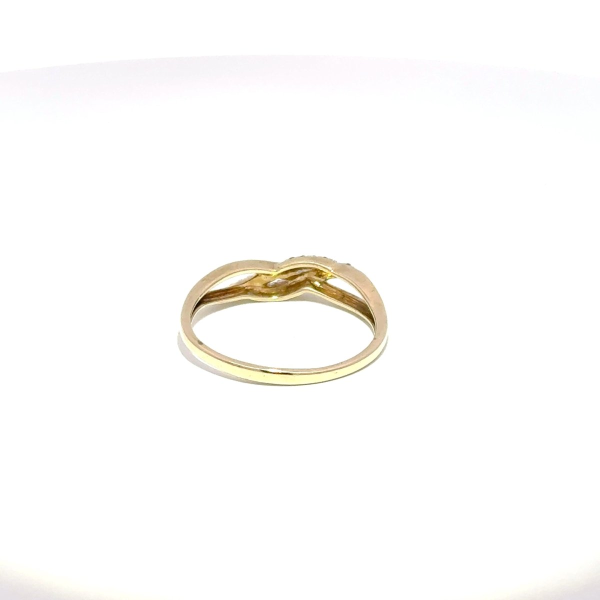 9ct Yellow Gold Twisted Crossover Diamond Ring - Mega Cash Sydney