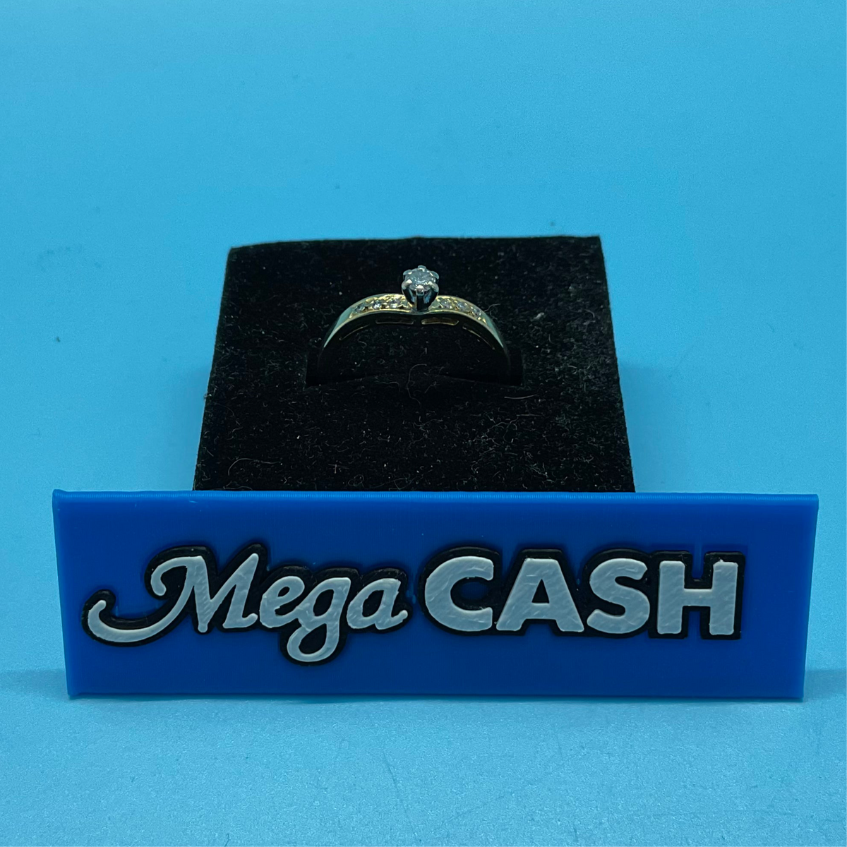 Ladies 18ct With Diamond Solid Gold Ring Size 7.75 / Size P/ 16-56