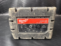 MILWAUKEE - Red Lithium-Ion 5.0Ah 18V Tool Battery - M18B5