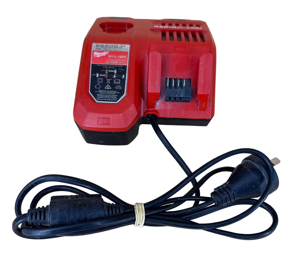 MILWAUKEE - 12V-18V Multi Voltage Rapid Battery Charger - M12-18FC