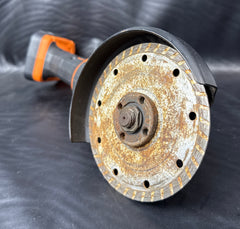 AEG 18V 125mm Brushless Slide Switch Angle Grinder BEWS18125BLC W/ 6Ah Battery