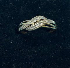 Ladies 10ct Gold Ring With Diamonds Size O 1/2 / 15-55