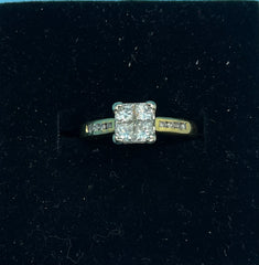 Ladies 18ct Square Gold Ring With Diamonds Size K 1/2 / 11-51