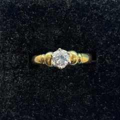 Ladies 18ct With Diamond Stone Solid Gold Ring Size -7 / Size N / 14-54