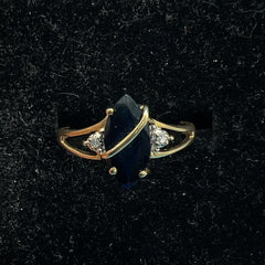 Ladies 9ct With Black stone & Diamond Stone Solid Gold Ring Size -7 / Size N/ 14-54