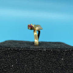 Ladies 18ct With Diamond & Red Stone Solid Gold Ring Size -6 / Size L / 11-51