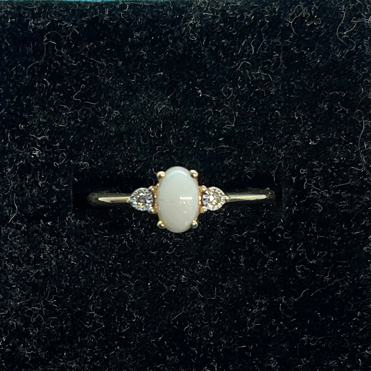 Ladies 9ct With Diamond & Opal Stone Solid Gold Ring Size 7/ Size O/ 15-55