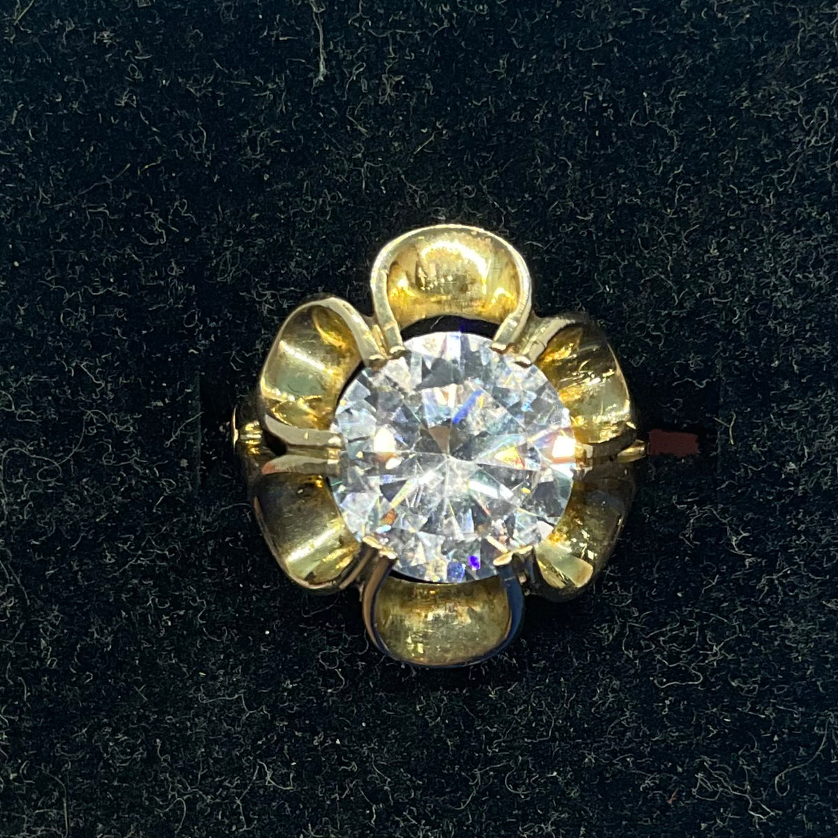 Ladies 9ct With Clear stone Solid Gold Ring Size -5/ Size J/ 9-49