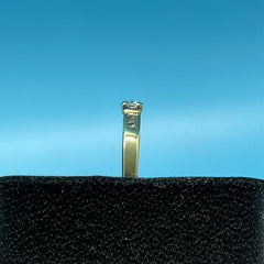 Ladies 18ct With Diamond Stone Solid Gold Ring Size 8.75 / Size R/ 19-59