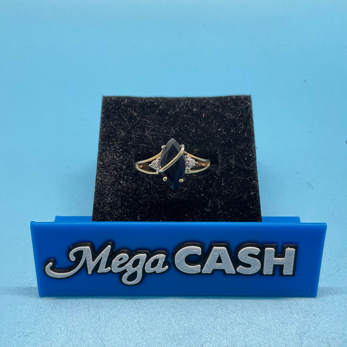 Ladies 9ct With Black stone & Diamond Stone Solid Gold Ring Size -7 / Size N/ 14-54