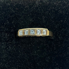 Ladies 18ct With Diamond Stone Solid Gold Ring Size -9 / Size R / 19-59