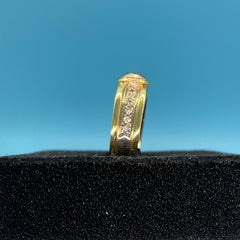 Ladies 18ct With Diamond Stone Solid Gold Ring Size 7 / Size N-O / 15-55