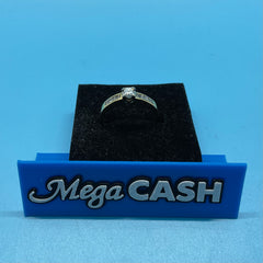 Ladies 18ct With Diamond Stone Solid Gold Ring Size 8.75 / Size R/ 19-59