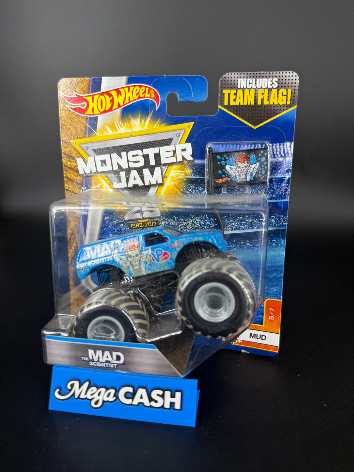 Hot Wheels Monster Jam - The Mad Scientist - Mud 6/7 - 25th Anniversary ￼