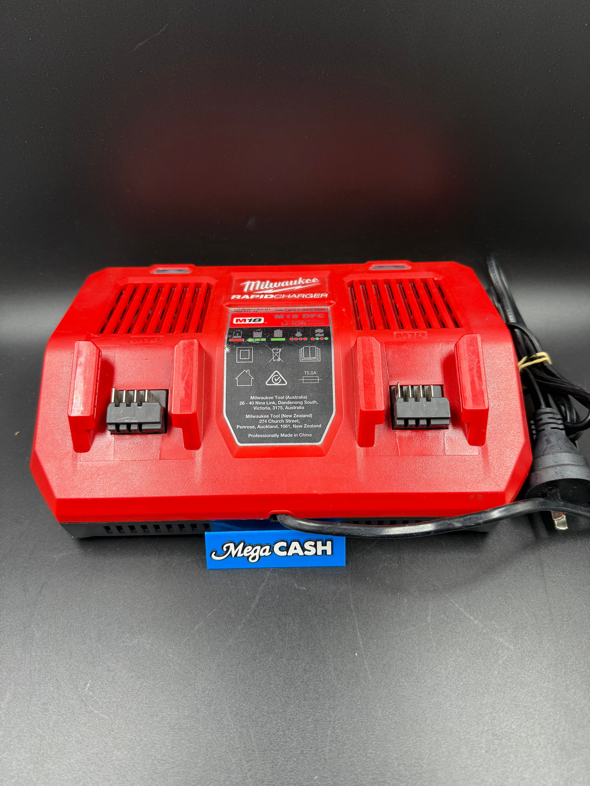 Milwaukee Rapid Charger M18 DFC