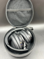 Audio Technica Wireless headphones with case